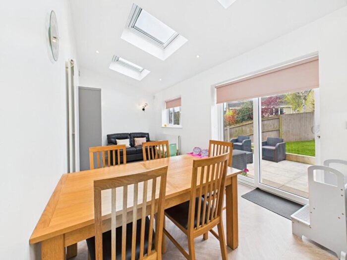 4 Bedroom Detached House For Sale In Swan Avenue, Bingley, BD16