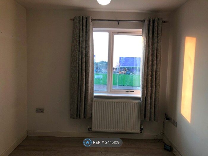 2 Bedroom Flat To Rent In Kerry House, Whitehouse, Milton Keynes, MK8