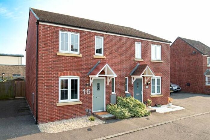 3 Bedroom Semi-Detached House To Rent In Cannon Corner, Brockworth, Gloucester, GL3