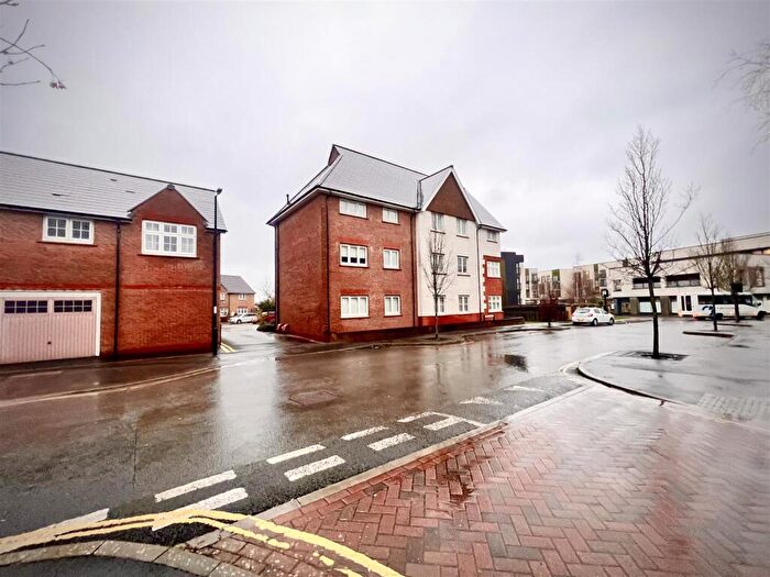 2 Bedroom Apartment To Rent In Danby Street, Bristol, BS16