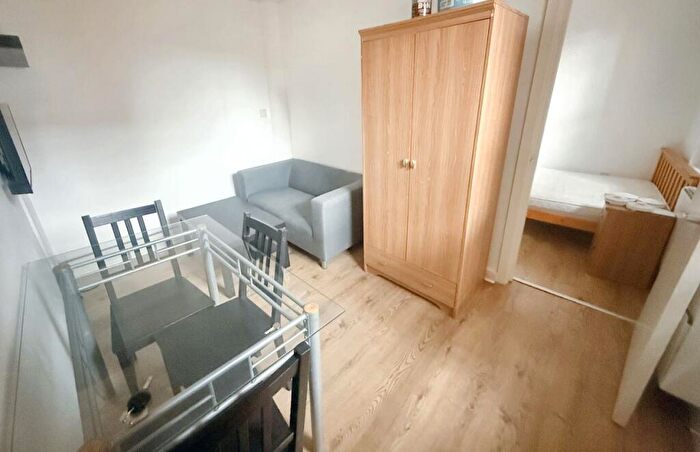 1 Bedroom Flat For Sale In Park View Court, Bath Street, Nottingham, Nottinghamshire, NG1
