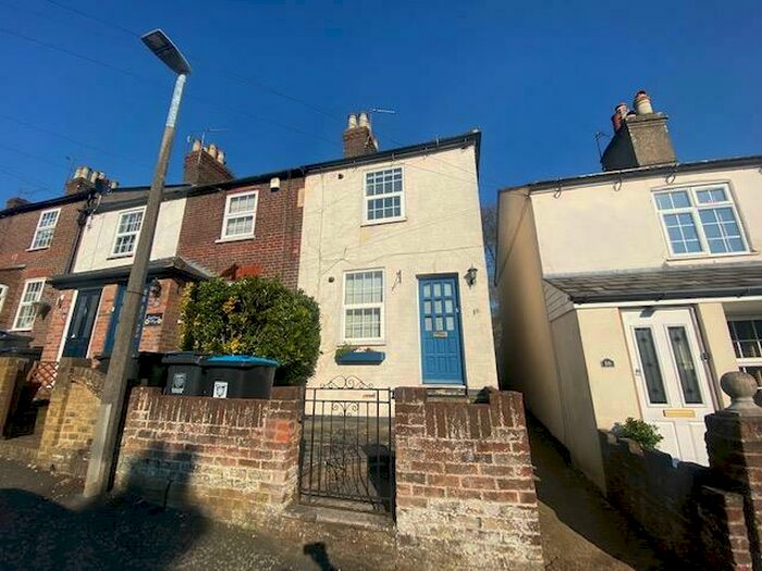 2 Bedroom House To Rent In Church Street, Hemel Hempstead, HP2