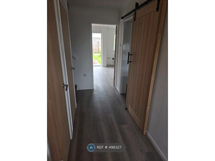 4 Bedroom Terraced House To Rent In Turnpike Close, Chichester, PO19