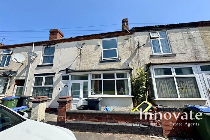 3 Bedroom Terraced House To Rent In Tat Bank Road, Oldbury, B68