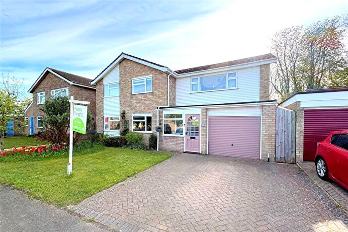 4 Bedroom Detached House For Sale In Hawthorn Place, Woodbridge, Suffolk, IP12
