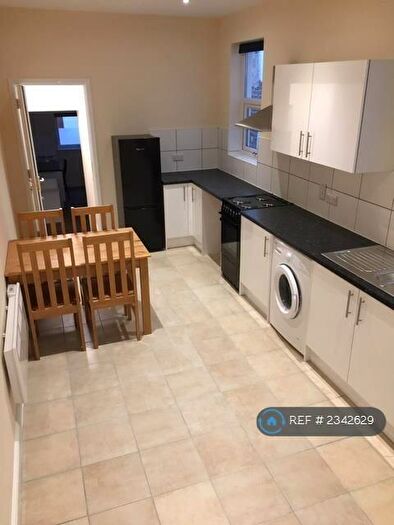 Studio To Rent In New Road, Portsmouth, PO2