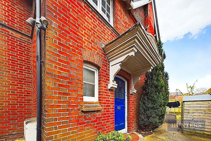 1 Bedroom Flat To Rent In **Fully Booked ** Westrow Road, Southampton, SO15