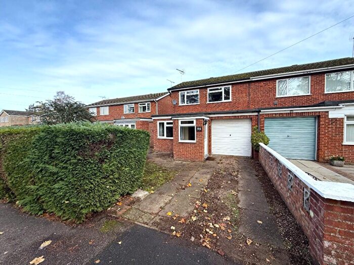 3 Bedroom Semi-Detached House To Rent In Saffron Close, Brandon, Suffolk, IP27