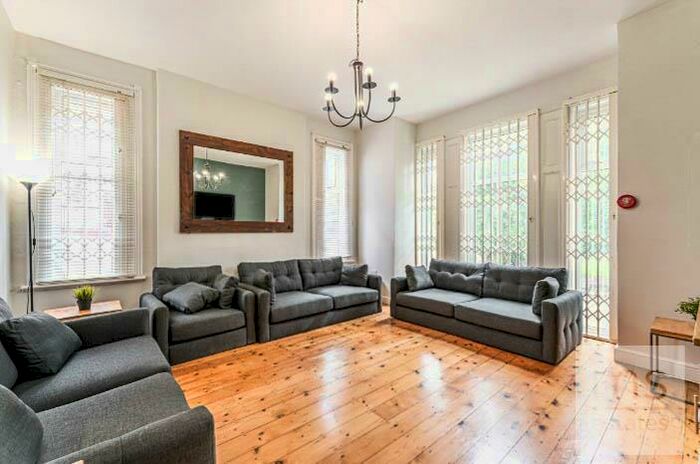 10 Bedroom Detached House To Rent In £pppw Excluding Bills Cromwell Street, Nottingham, NG7
