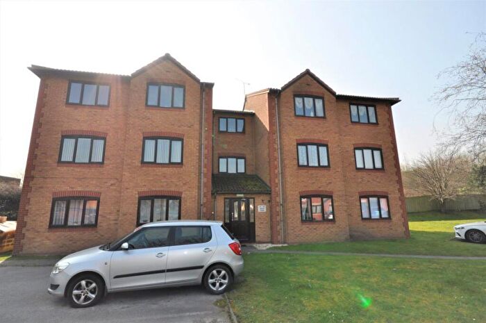 1 Bedroom Flat To Rent In Avern Close, Tipton, DY4