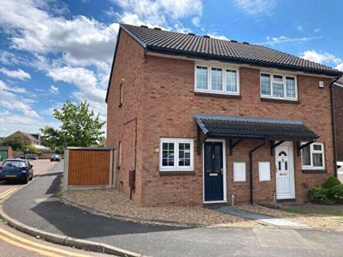 2 Bedroom Semi-Detached House To Rent In Sunflower Way, Romford, RM3