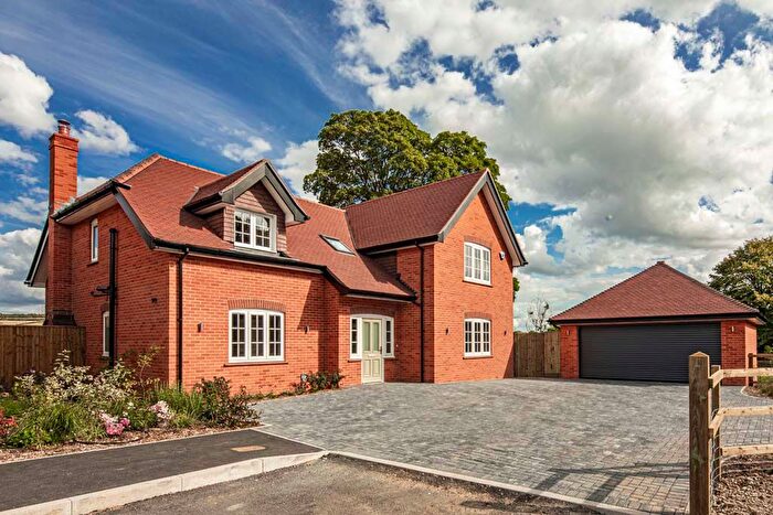 4 Bedroom Detached House For Sale In Appleyard House, Goring On Thames, RG8