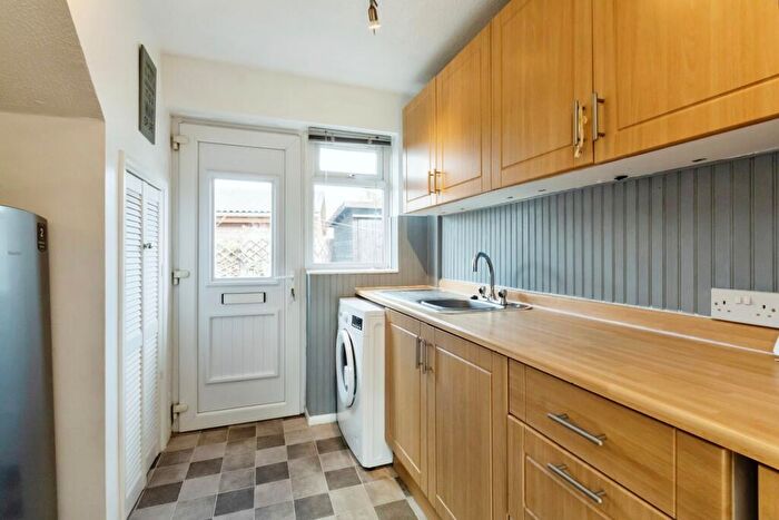 1 Bedroom End Of Terrace House For Sale In Kensington Gardens, Carlton, Nottingham, Nottinghamshire, NG4