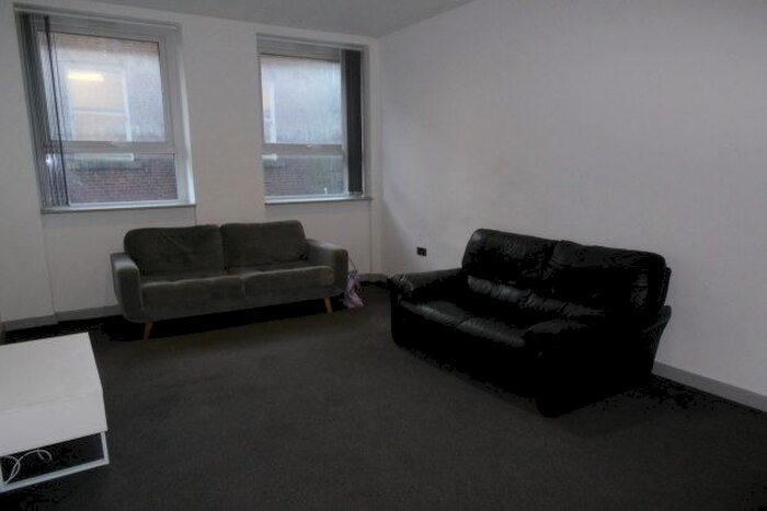 Studio To Rent In High Street, Blackburn, BB1