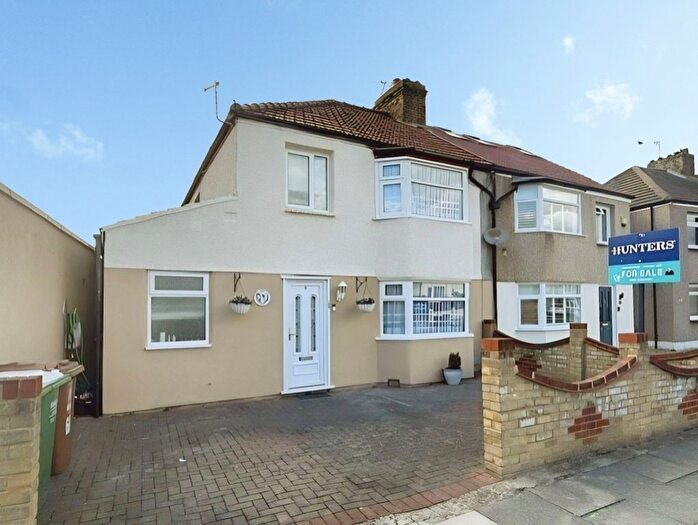 4 Bedroom Semi-Detached House For Sale In Westbrooke Crescent, Welling, Kent, DA16