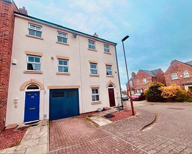 3 Bedroom Town House For Sale In Kirkwood Drive, Durham, DH1