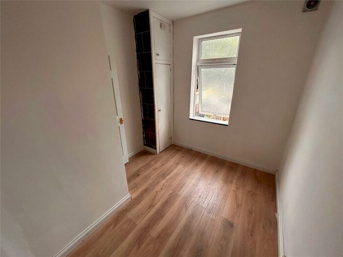 3 Bedroom Terraced House For Sale In Colchester Road, Southend-on-Sea, Essex, SS2