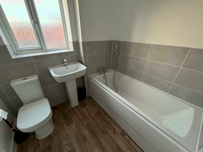 2 Bedroom End Of Terrace House To Rent In Ludlow Close, Bourne, PE10