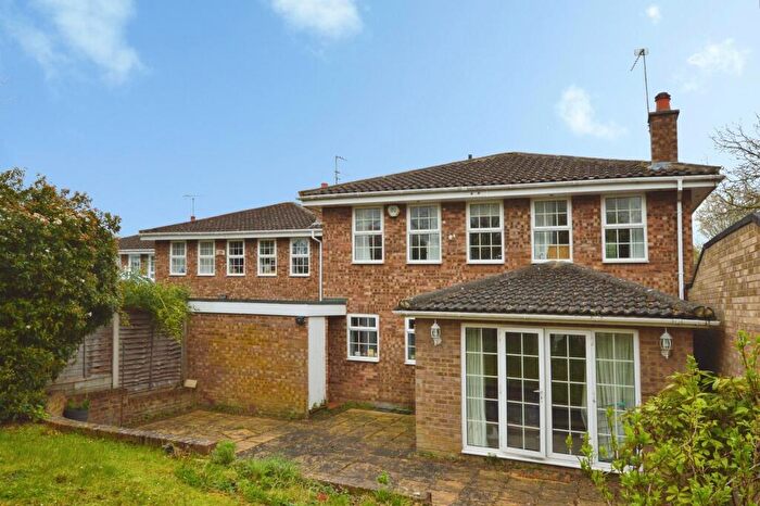 4 Bedroom Detached House To Rent In Icknield Close, St Albans, AL3