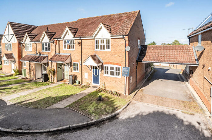 3 Bedroom End Of Terrace House For Sale In Tuckers Road, Faringdon, Oxfordshire, SN7