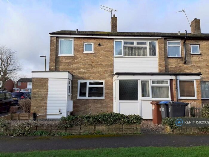 4 Bedroom Terraced House To Rent In Kestrel Green, Hatfield, AL10