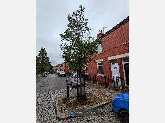 2 Bedroom Terraced House To Rent In Leegrange Road, Manchester, M9