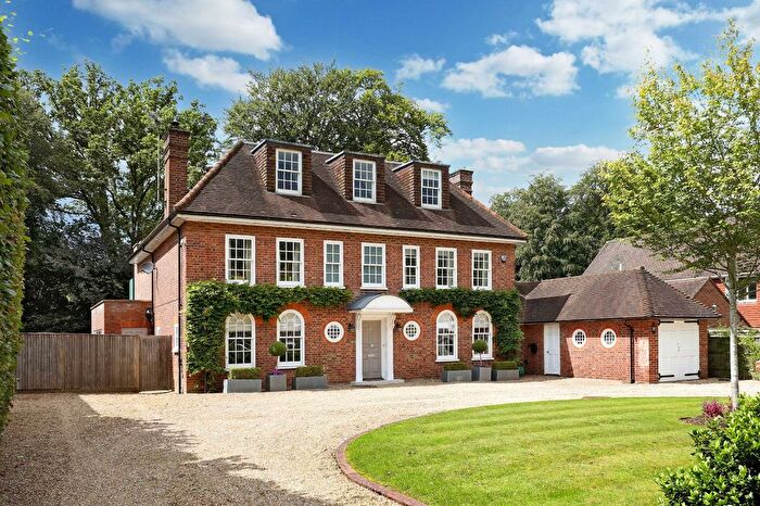 6 Bedroom Detached House For Sale In Ledborough Wood, Beaconsfield, Buckinghamshire, HP9