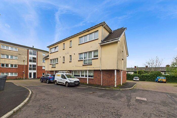 2 Bedroom Flat For Sale In Willowpark Court, Airdrie, ML6