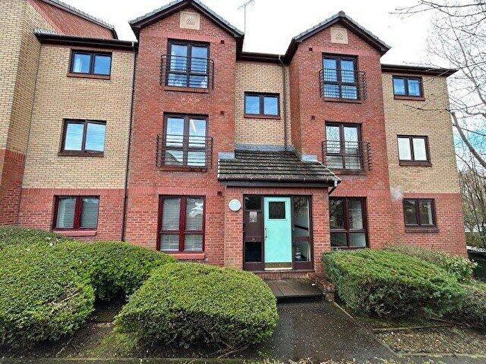 2 Bedroom Flat To Rent In Knightswood Court, Glasgow, G13