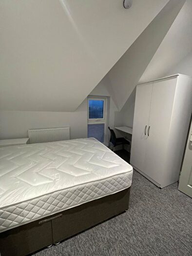 Studio To Rent In Finsbury Terrace, Swansea, SA2