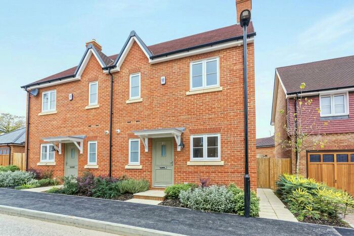 3 Bedroom Semi-Detached House To Rent In Meadowsweet Lane, Woodhurst Park, Warfield, RG42