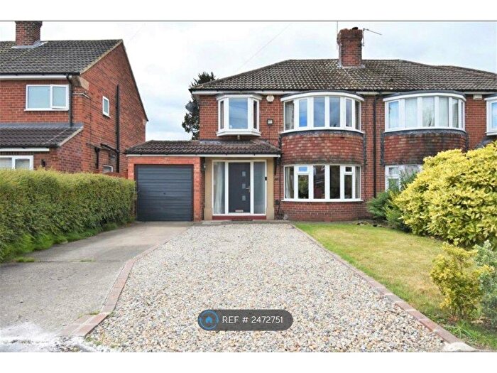 4 Bedroom Semi-Detached House To Rent In Fairway Drive, York, YO26