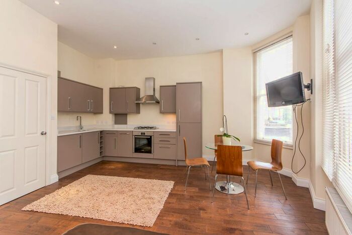 1 Bedroom Flat To Rent In Chippenham Mews, Maida Vale, London, W9