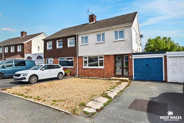 3 Bedroom Semi-Detached House For Sale In St Martins Park, Haverfordwest, SA61