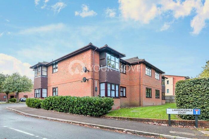 1 Bedroom Flat To Rent In Lawrence Dale Court, Basingstoke, Hampshire, RG21