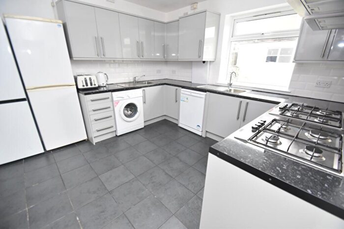 7 Bedroom House To Rent In Harriet Street, Cathays, Cardiff, CF24