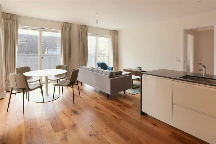 1 Bedroom Flat To Rent In Cloud Street Sugar House Island, E15