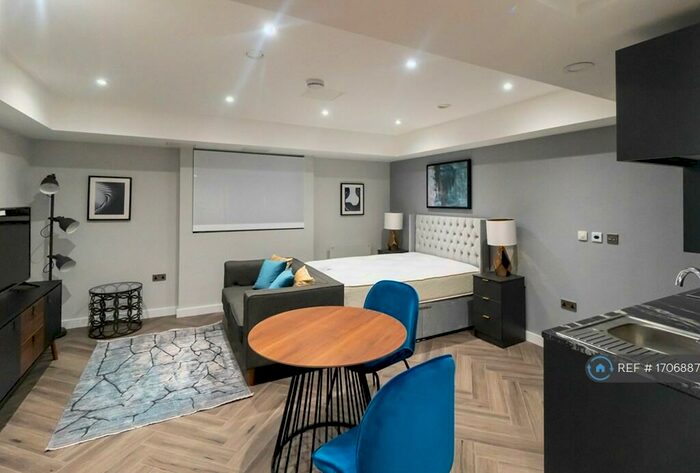 Studio To Rent In Water Street, Liverpool, L2