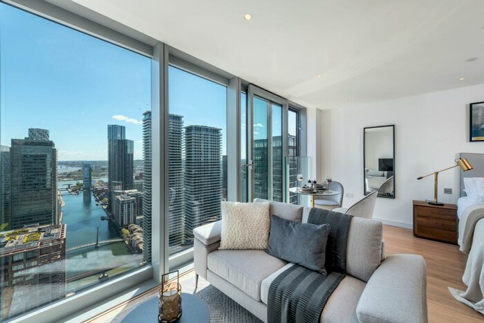 1 Bedroom Studio For Sale In Landmark Pinnacle, Canary Wharf, E14