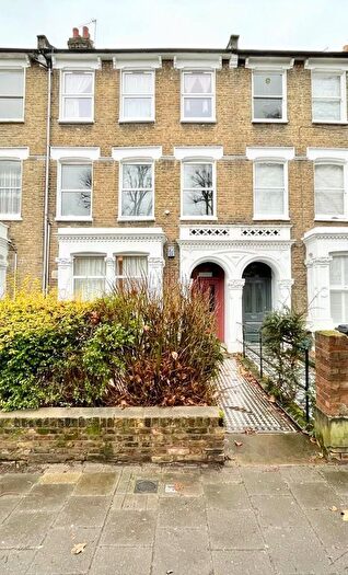 1 Bedroom Flat To Rent In Queen Elizabeth’S Walk, London, N16