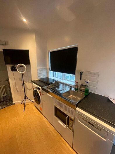 Studio To Rent In Lordship Lane, London, N22