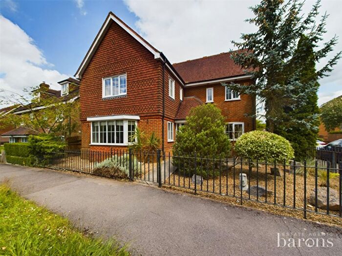 5 Bedroom Detached House For Sale In Barley View, North Waltham, Basingstoke, RG25