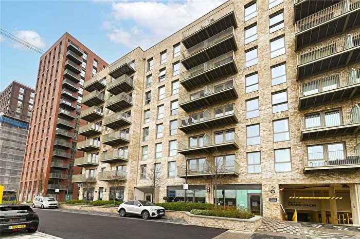 1 Bedroom Flat To Rent In Lavey House, HA0