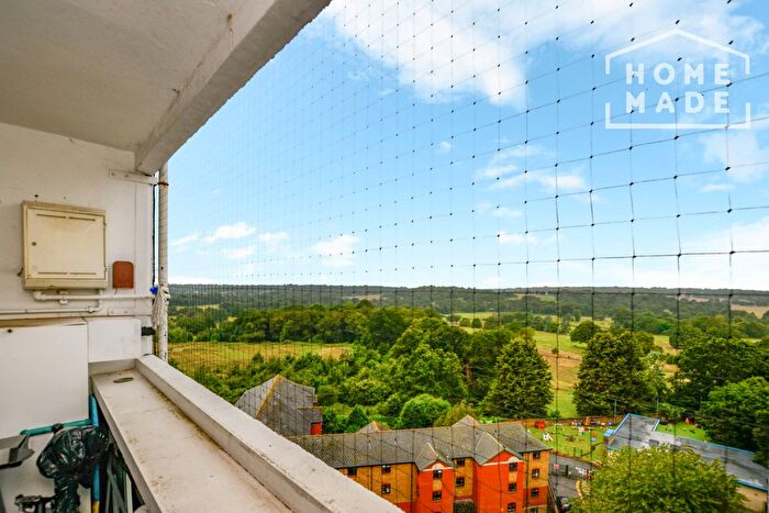 1 Bedroom Flat To Rent In Fontley Way, London, SW15