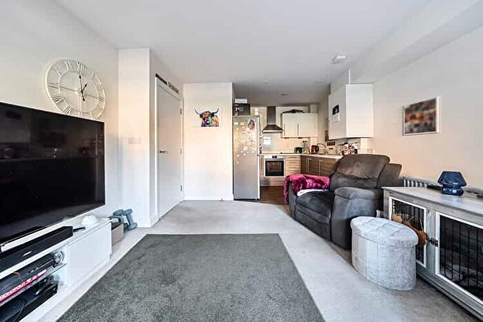 1 Bedroom Flat For Sale In Jefferson House, Stevenage, Hertfordshire, SG1