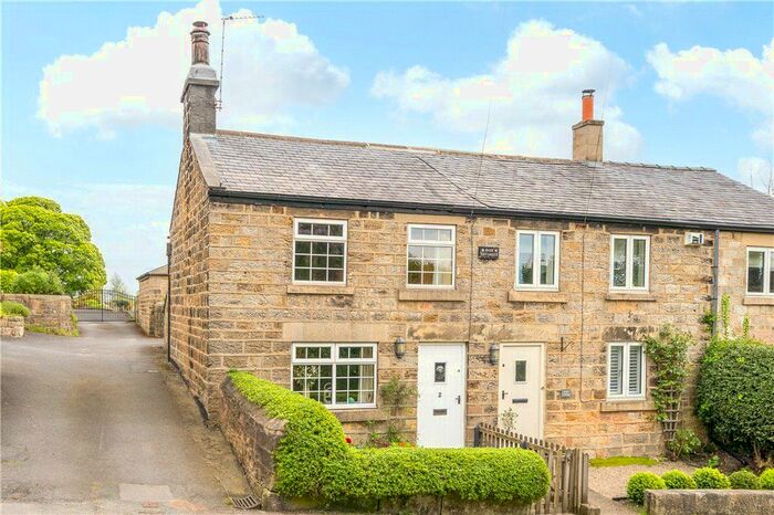 2 Bedroom Semi-Detached House For Sale In Rigton Hill, North Rigton, Leeds, LS17