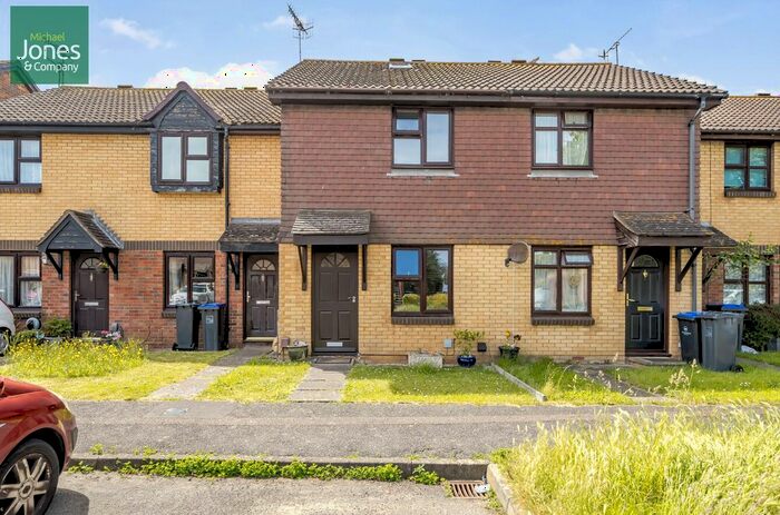 2 Bedroom Terraced House To Rent In Pilgrims Walk, Worthing, West Sussex, BN13