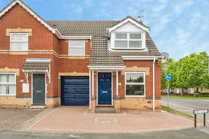 3 Bedroom Semi-Detached House For Sale In Ansult Court, Bentley, Doncaster, DN5