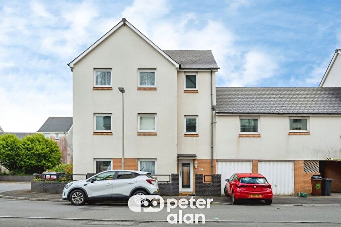 2 Bedroom Flat For Sale In Phoebe Road, Pentrechwyth, Swansea, SA1