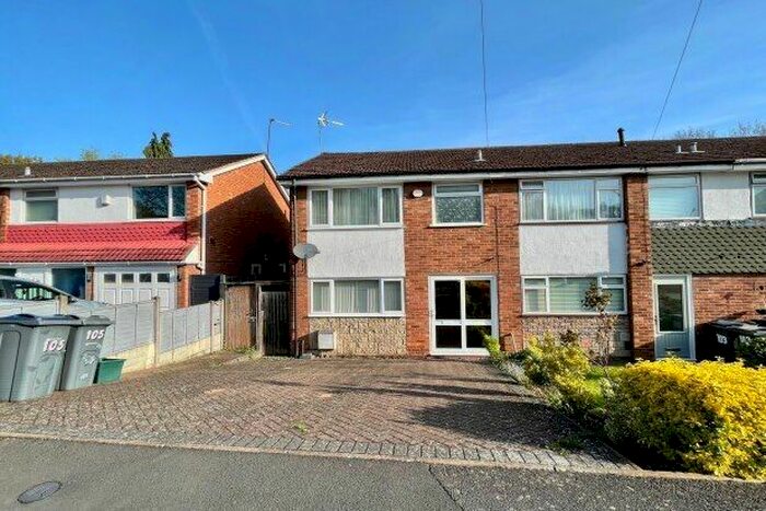 3 Bedroom End Of Terrace House To Rent In Ambleside, Birmingham, B32